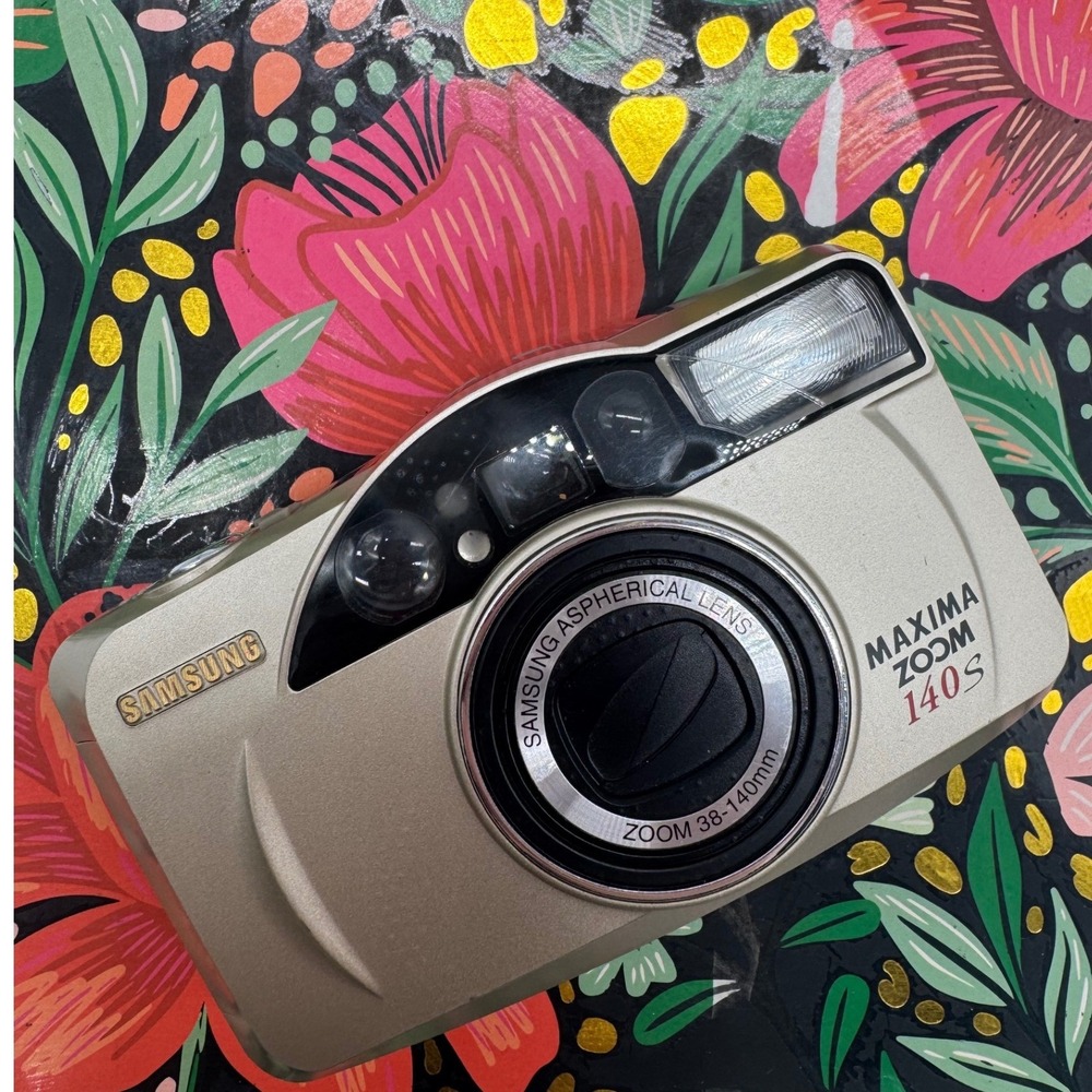 Samsung Maxima Zoom 140S 35mm Film Camera 38-140mm Aspherical Lens Silver